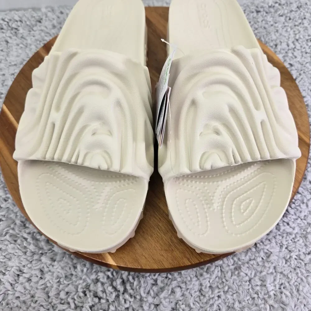 CROCS #a2701 *brand